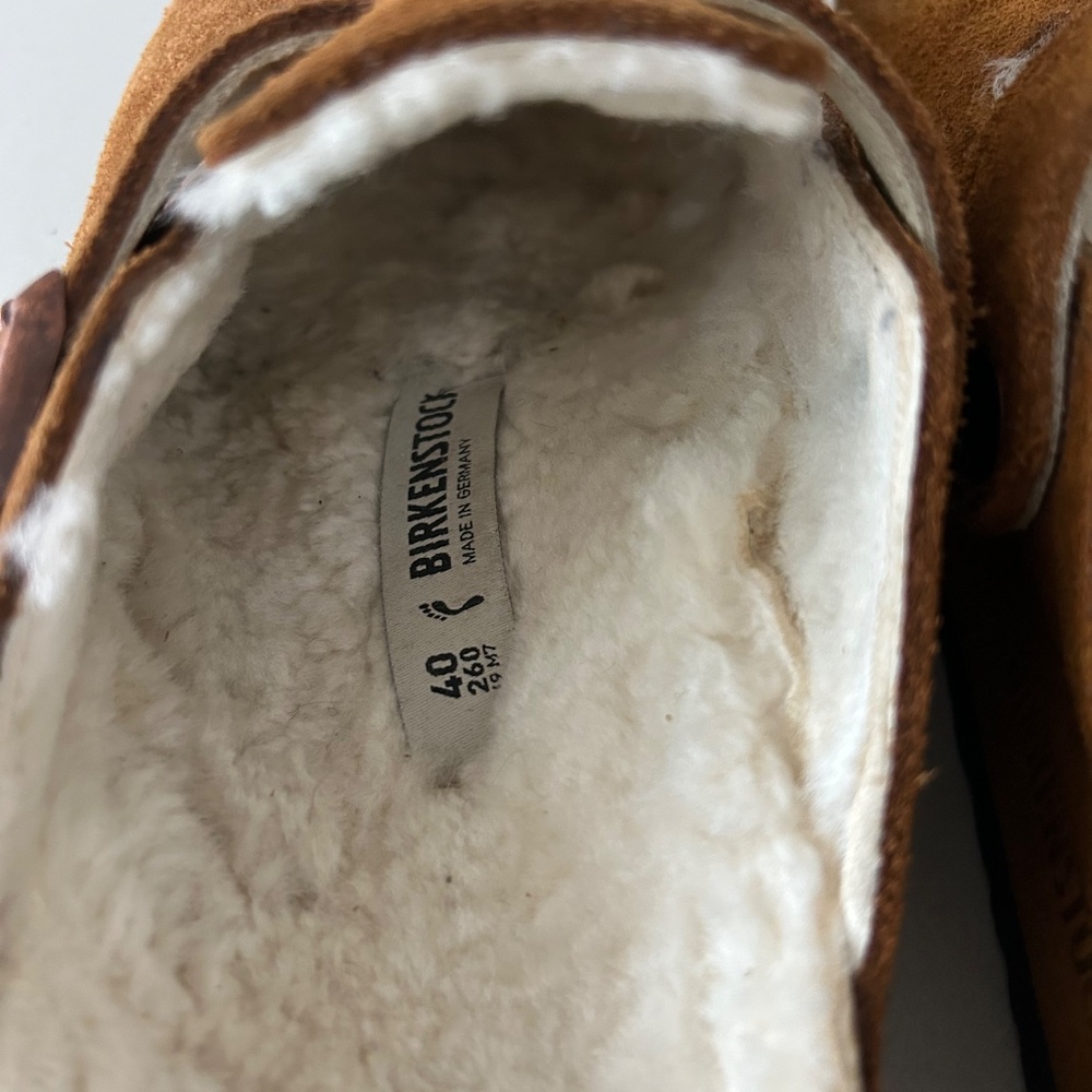 Birkenstock Boston suede and shearling clogs in "Mink" colour. - Picture 6 of 8